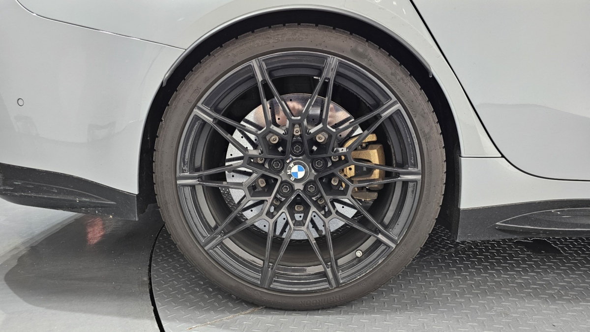 BMW M3, 2024 — фото 5 из 12