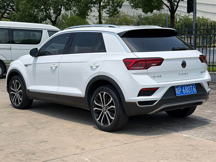 Volkswagen T-Roc, 2022 — фото 5 из 9