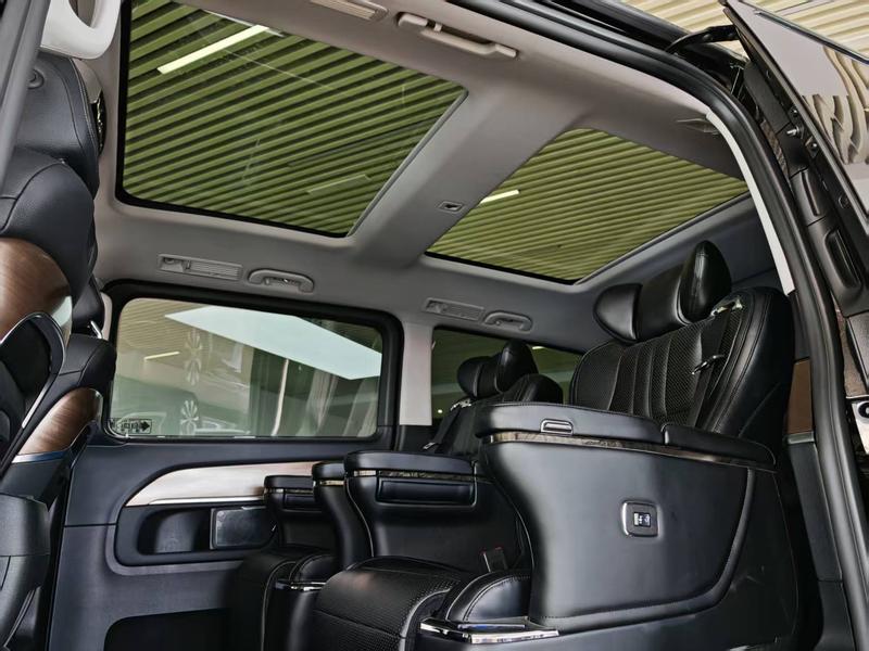 Mercedes-Benz V-Class, 2022 — фото 8 из 12