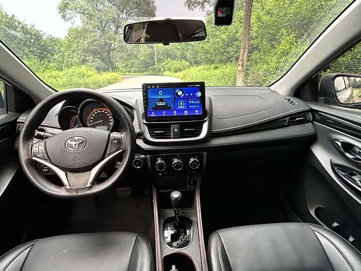 Toyota Yaris L Hatchback, 2022 — фото 7 из 9