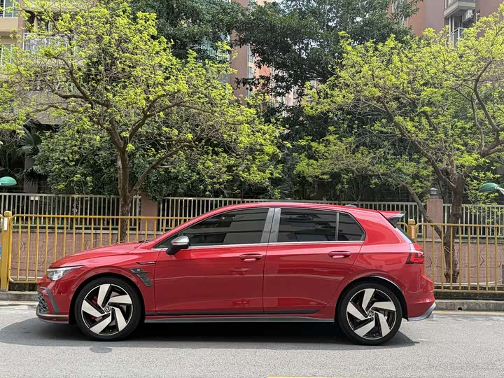 Volkswagen Golf GTI, 2021 — фото 2 из 9