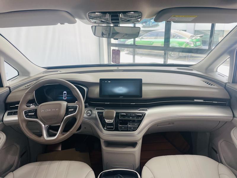 Roewe iMax 8, 2025 — фото 4 из 11