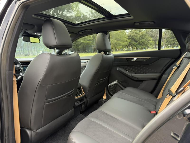 Dongfeng Aeolus Yixuan Max, 2022 — фото 10 из 11