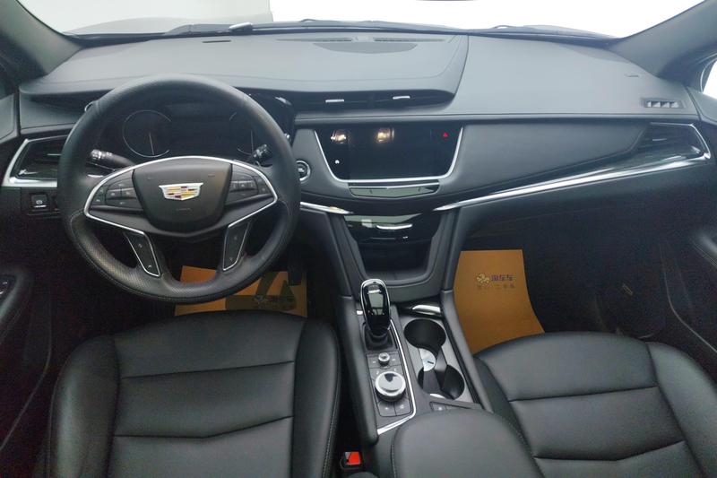Cadillac XT5, 2022 — фото 8 из 12