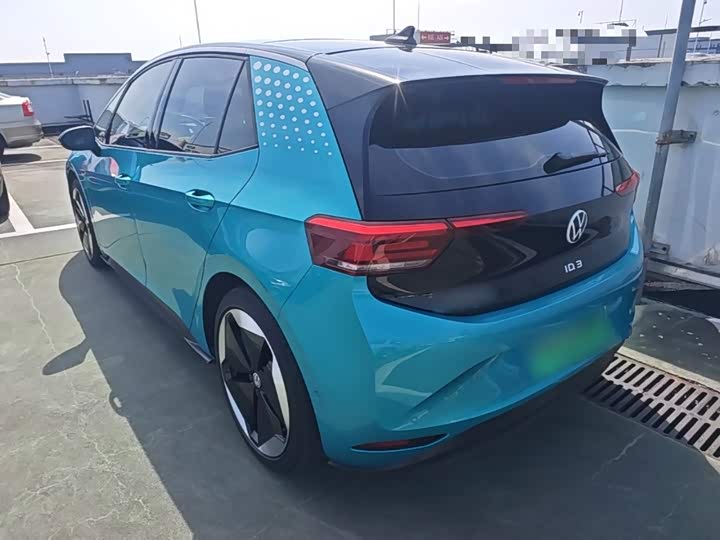 Volkswagen ID.3, 2022 — фото 5 из 9