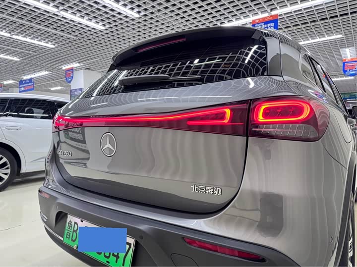 Mercedes-Benz EQA, 2022 — фото 7 из 9