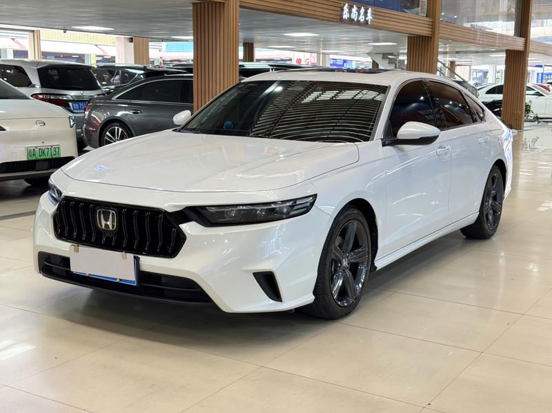 Honda Inspire, 2025 — купить в Кирове под ключ