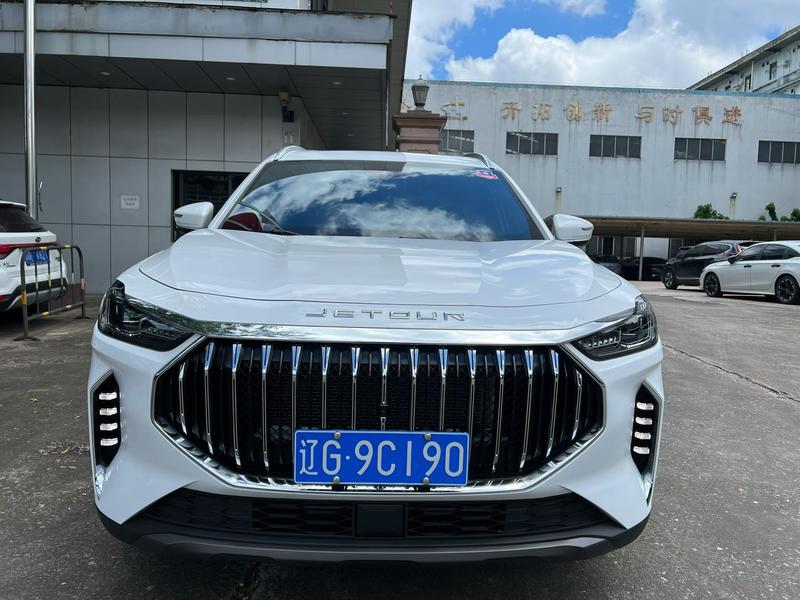 Jetour X70 Plus, 2024 — фото 2 из 9
