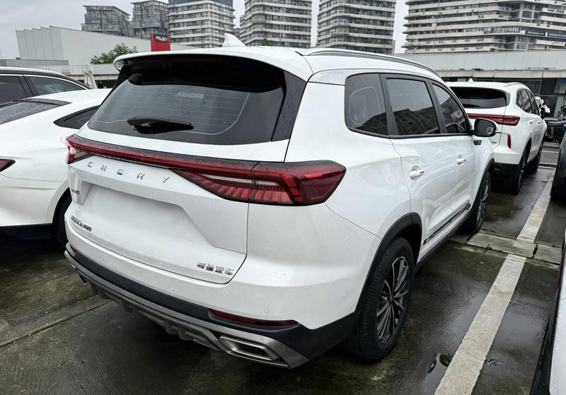 Chery Tiggo 8 Pro, 2022 — фото 4 из 10