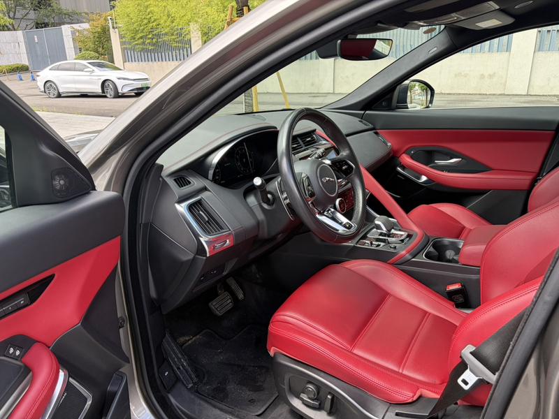 Jaguar E-Pace, 2023 — фото 8 из 10
