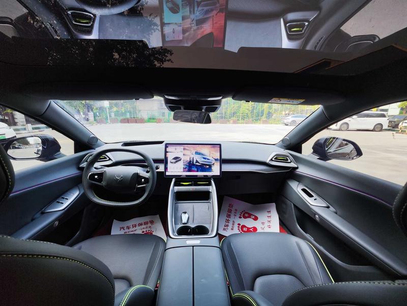 BAIC Arcfox Alpha S5, 2025 — фото 7 из 10