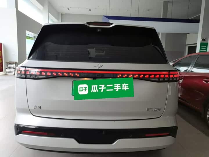 Dongfeng Yipai eπ 008, 2024 — фото 6 из 9