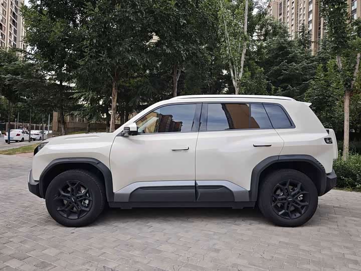 BYD FangChengBao Titanium 3 (Tai 3), 2026 — фото 8 из 9