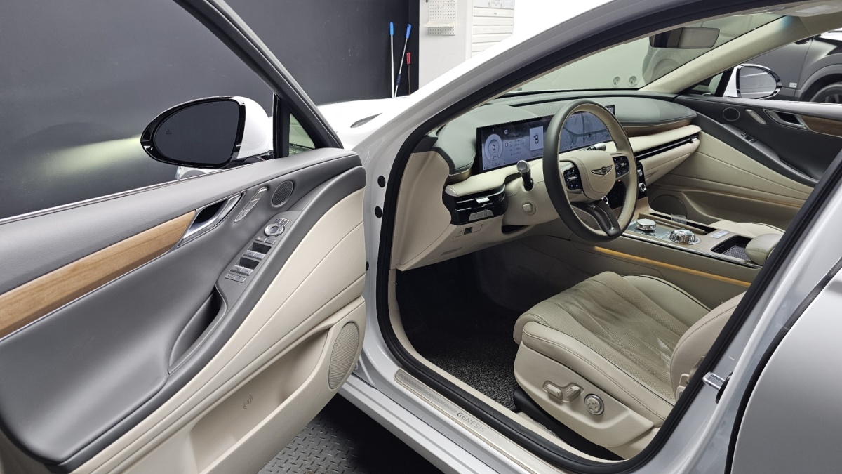 Genesis G80, 2024 — фото 9 из 12