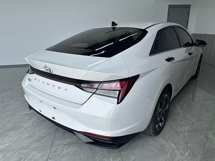 Hyundai Elantra N line, 2022 — фото 4 из 9