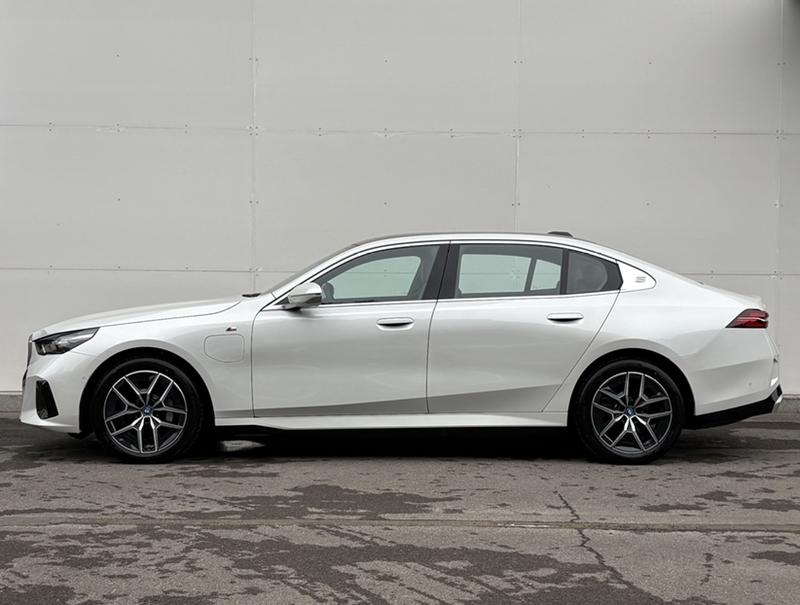 BMW i5, 2025 — фото 3 из 12