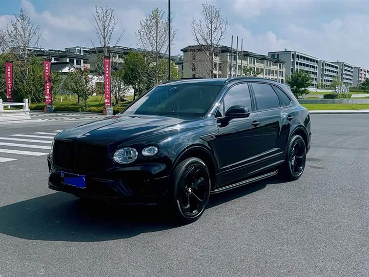 Bentley Bentayga, 2021 — купить в Ярославле под ключ