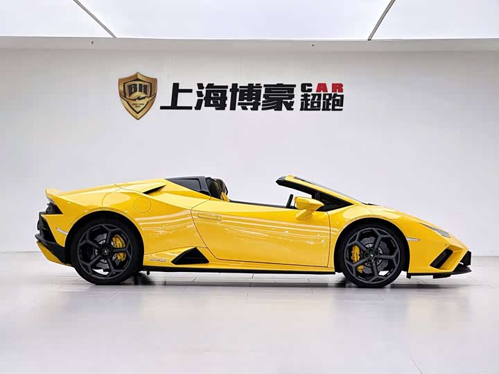 Lamborghini Huracán, 2022 — фото 8 из 9