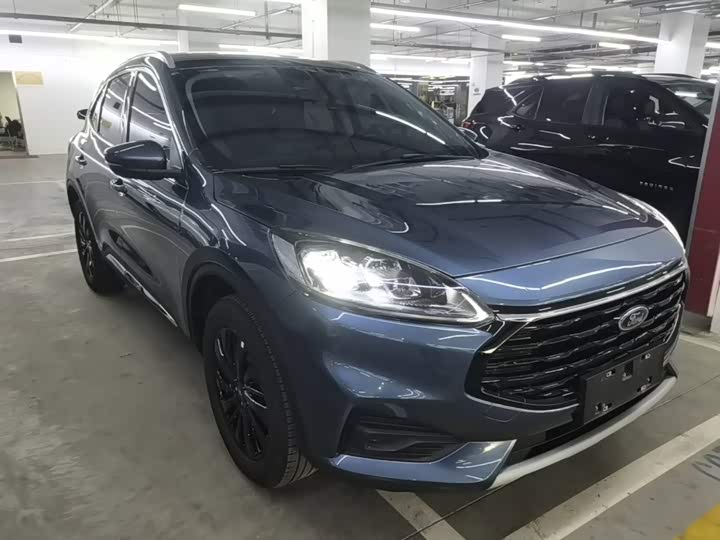Ford Escape, 2025 — фото 4 из 9