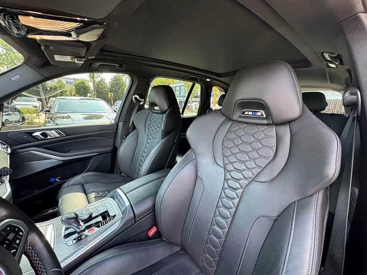 BMW X5 M, 2022 — фото 8 из 9