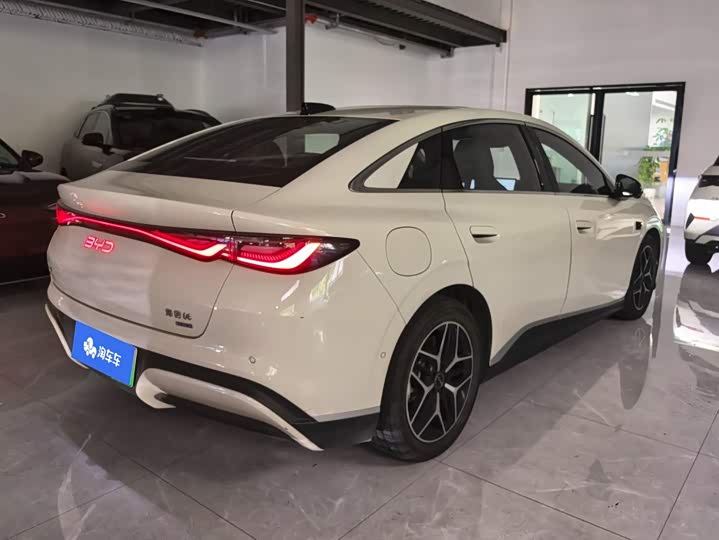 BYD Seal 06 Hybrid/EV, 2025 — фото 3 из 9
