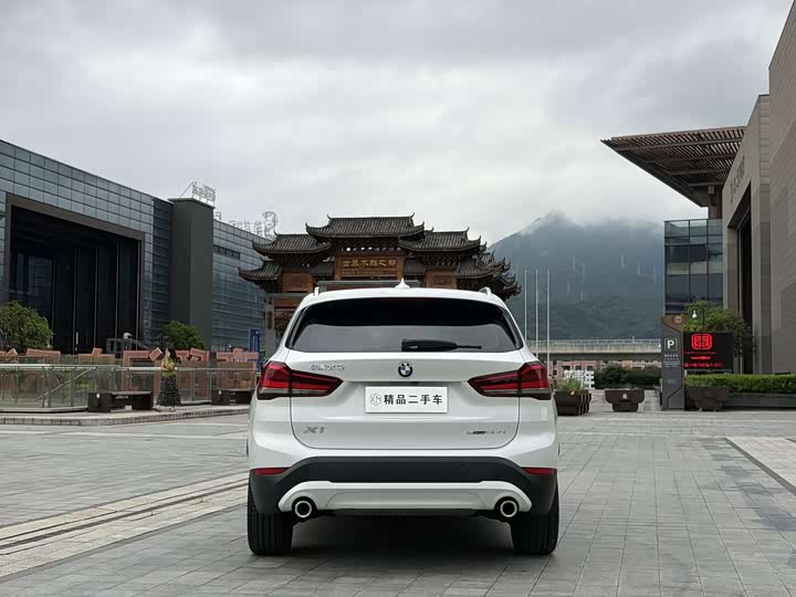 BMW X1, 2021 — фото 8 из 9