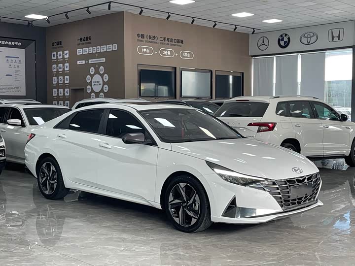 Hyundai Elantra N line, 2023 — фото 3 из 9
