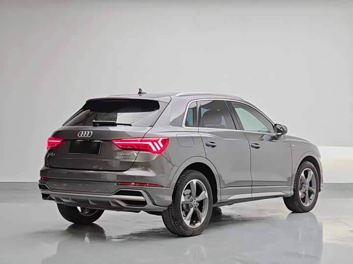 Audi Q3, 2022 — фото 5 из 9