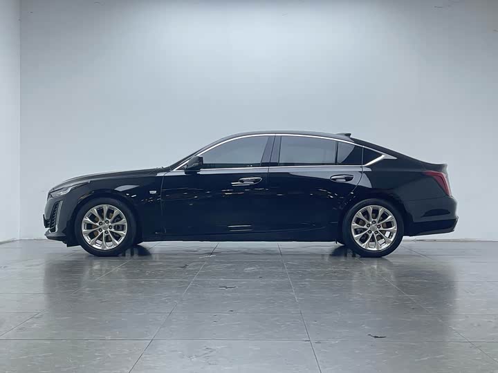 Cadillac CT5, 2023 — фото 8 из 9