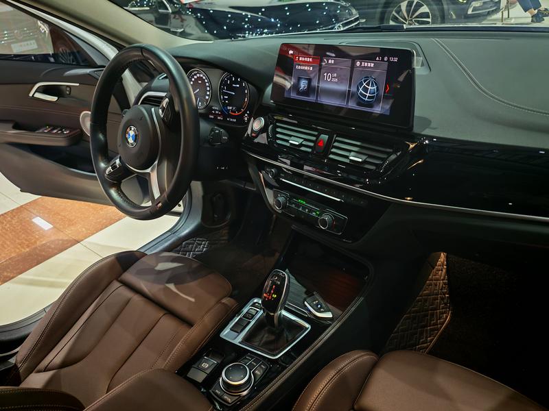 BMW 1 Series, 2022 — фото 7 из 11