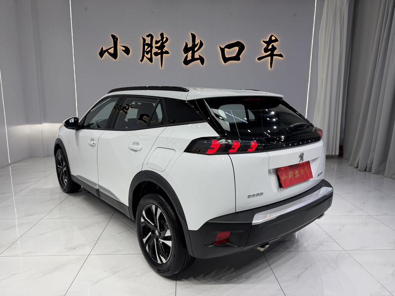 Peugeot 2008, 2023 — фото 4 из 12