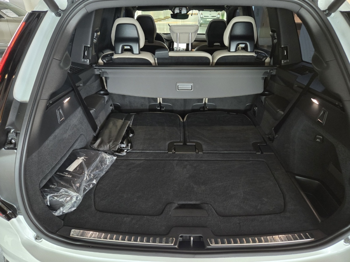 Volvo XC90, 2026 — фото 12 из 12