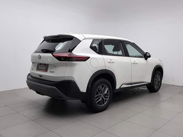 Nissan X-Trail, 2022 — фото 2 из 9
