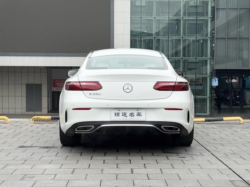 Mercedes-Benz E-Class, 2022 — фото 4 из 10