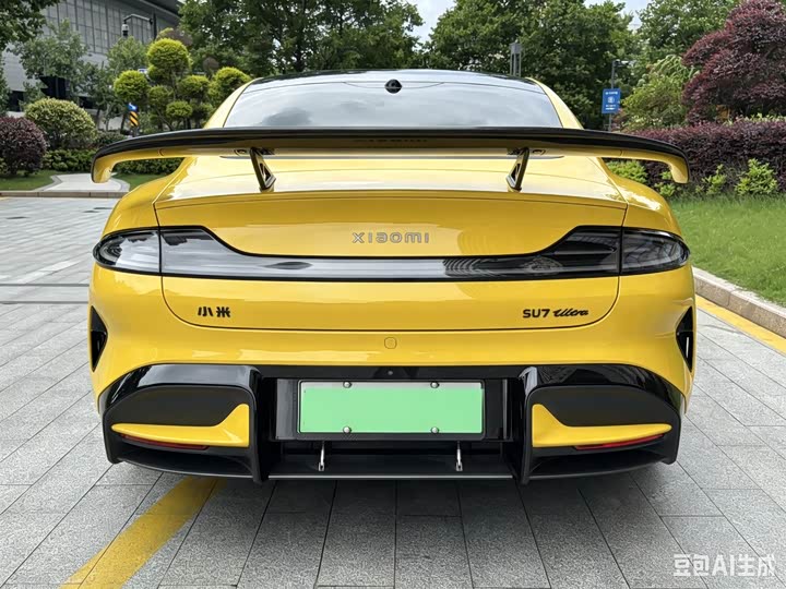Xiaomi SU7 Ultra, 2025 — фото 6 из 9