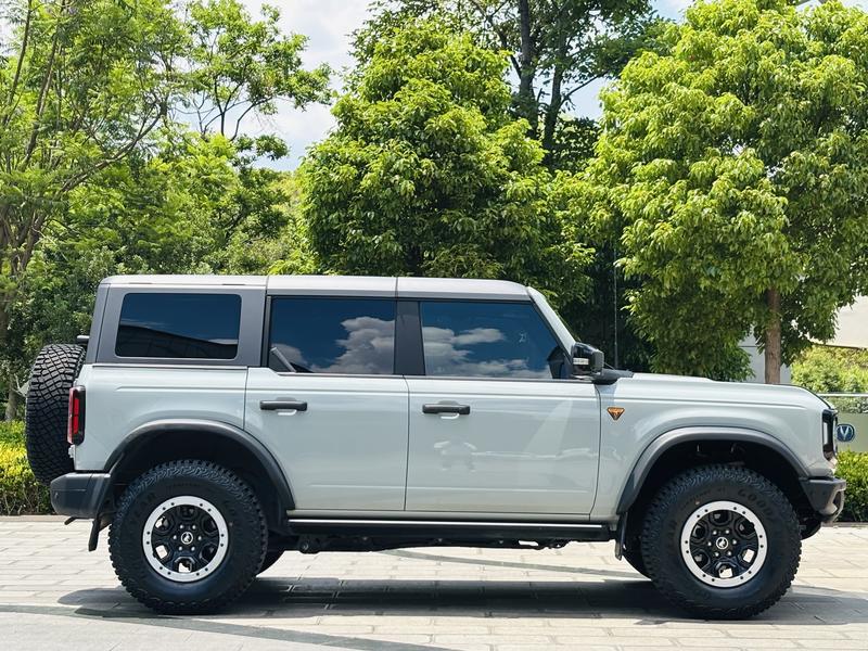 Ford Bronco, 2024 — фото 7 из 12