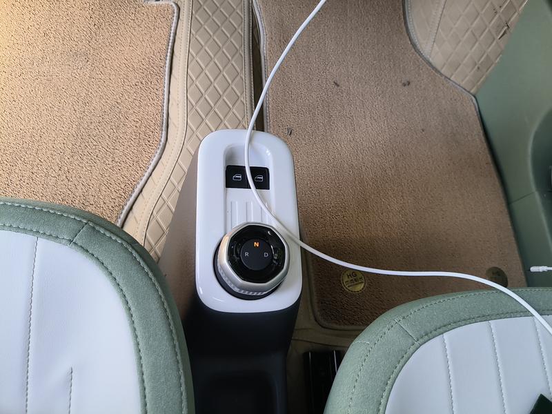 Geely Galaxy Panda Mini, 2026 — фото 9 из 12