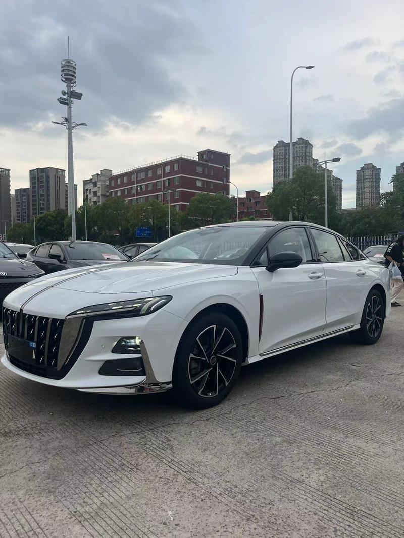 Hongqi H6, 2026 — купить в Кирове под ключ