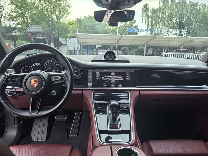 Porsche Panamera Hybrid, 2021 — фото 6 из 9