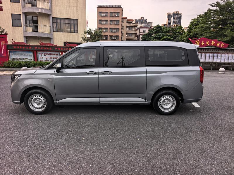 Wuling Zhengcheng, 2021 — фото 4 из 12