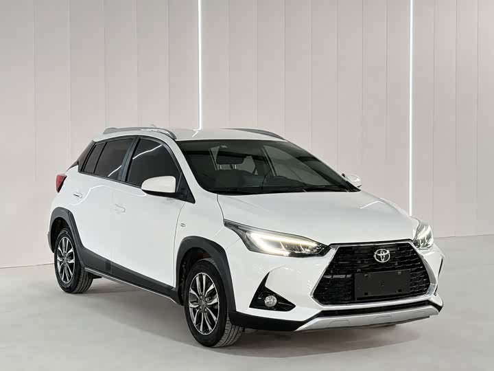 Toyota Yaris L Hatchback, 2022 — фото 3 из 9