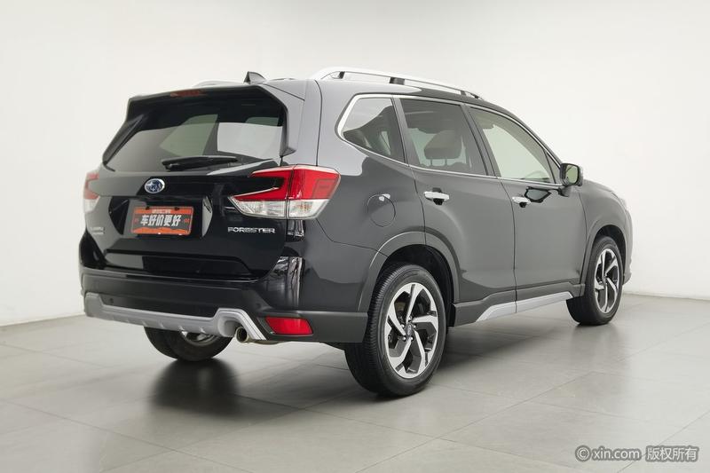 Subaru Forester, 2024 — фото 4 из 12