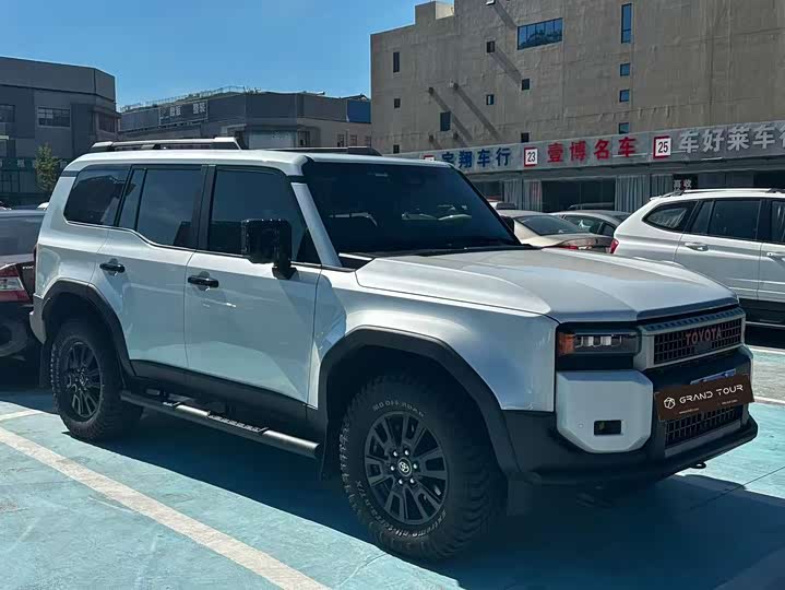 Toyota Prado, 2025 — фото 3 из 9