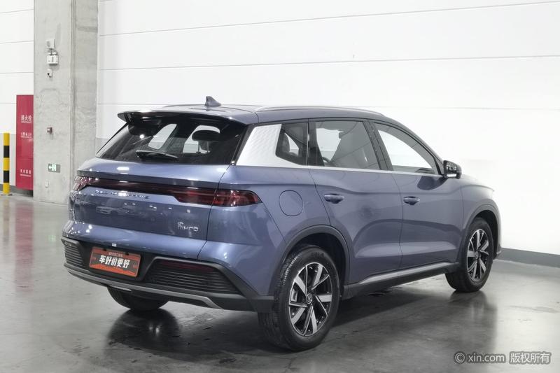 BYD Song Pro Hybrid, 2023 — фото 4 из 12