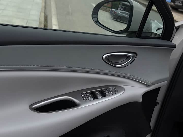 BYD Sea Lion 06 Hybrid/EV, 2025 — фото 7 из 9