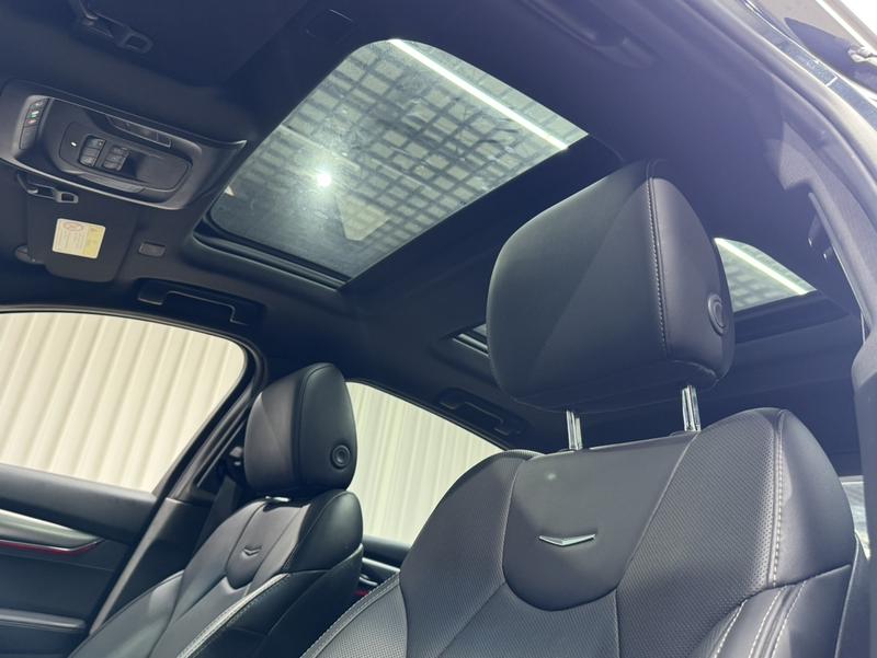 Cadillac CT5, 2022 — фото 11 из 12