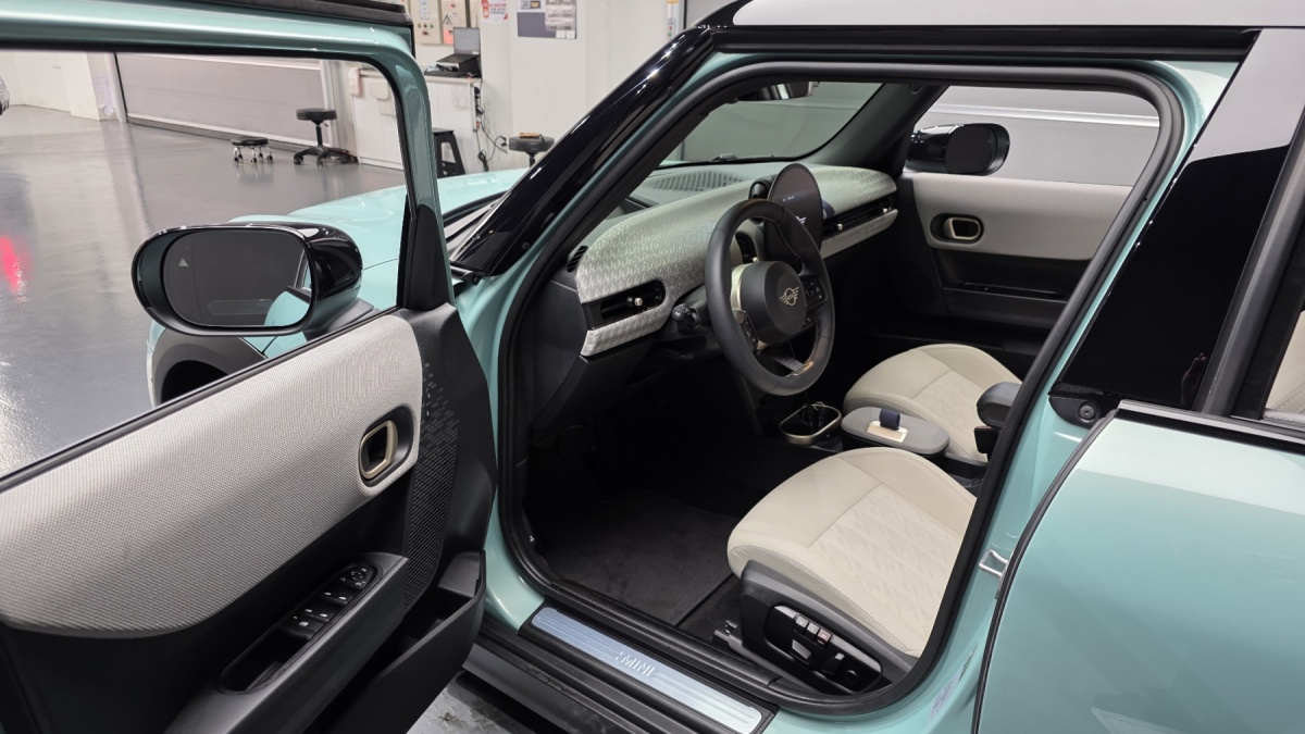 Mini Cooper, 2025 — фото 9 из 12