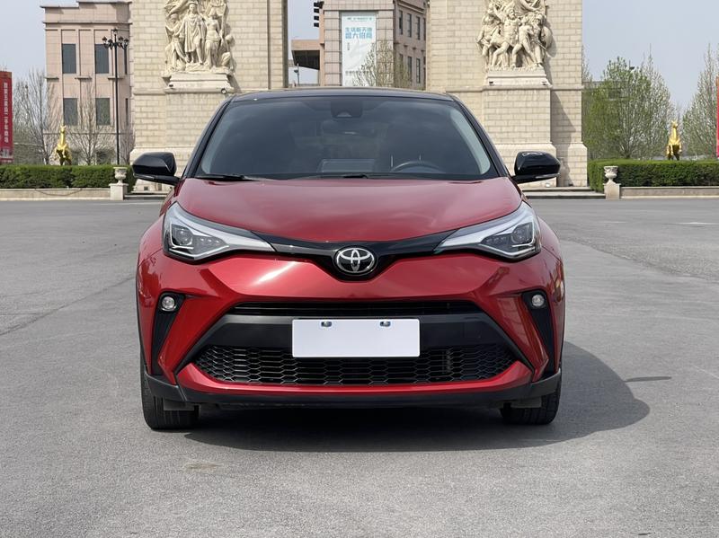 Toyota C-HR, 2021 — фото 2 из 10