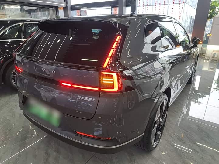 Volvo XC70 Hybrid, 2025 — фото 7 из 9
