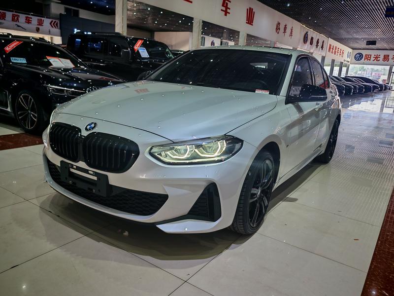 BMW 1 Series, 2022 — купить в Калуге под ключ